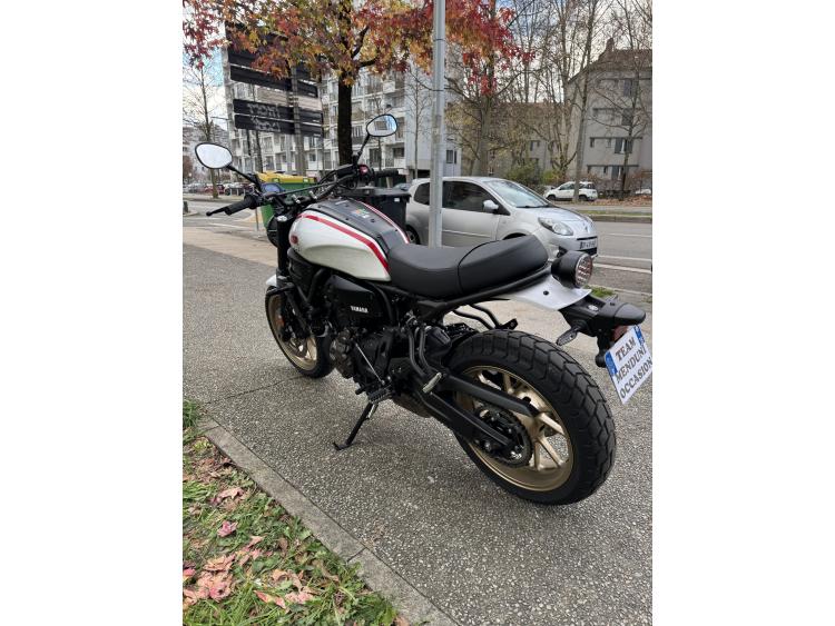 YAMAHA XSR 700 XTRIBUTE