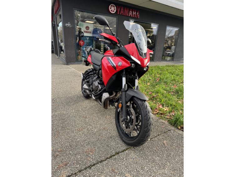 YAMAHA TRACER 7