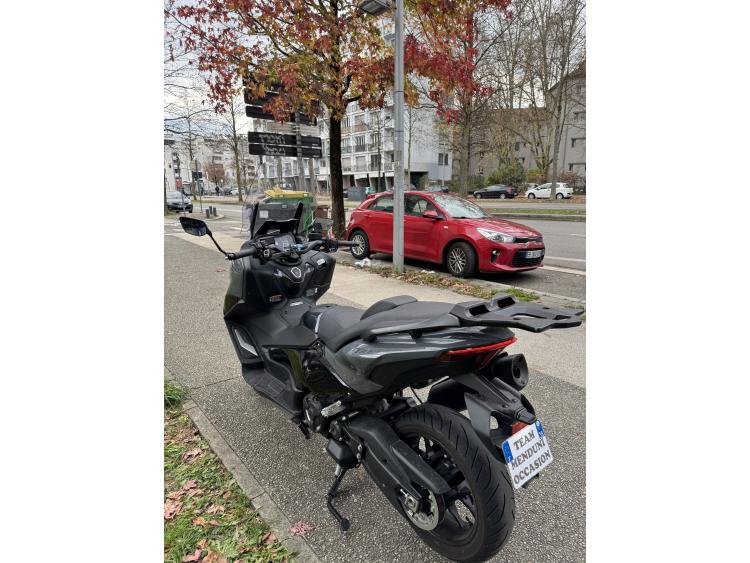 YAMAHA XP T-MAX 560 TECH MAX