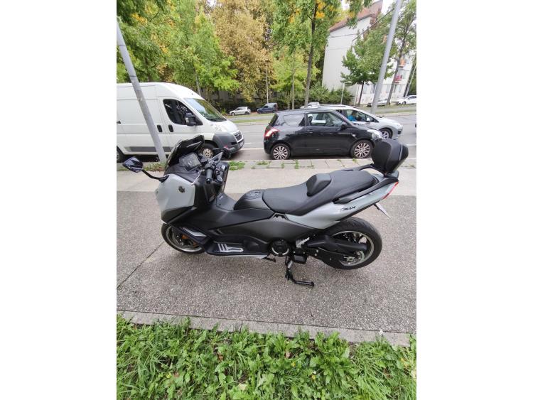 YAMAHA XP T-MAX 560 TECH MAX