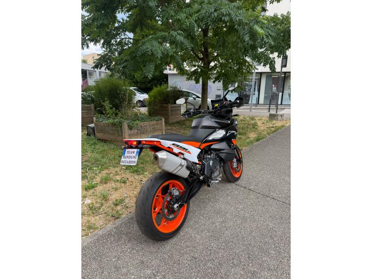 KTM 890 SMT