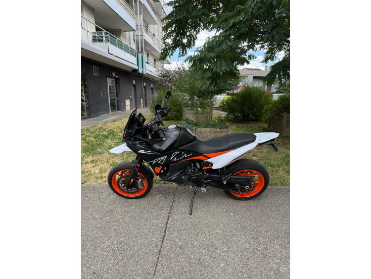 KTM 890 SMT