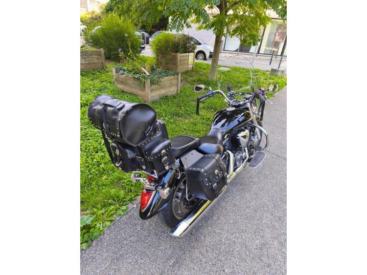 YAMAHA XVS 1300