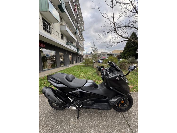 YAMAHA XP T-MAX 560 TECH MAX