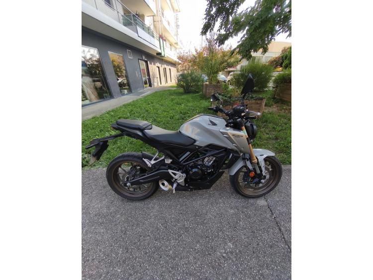 HONDA CBF 125 R