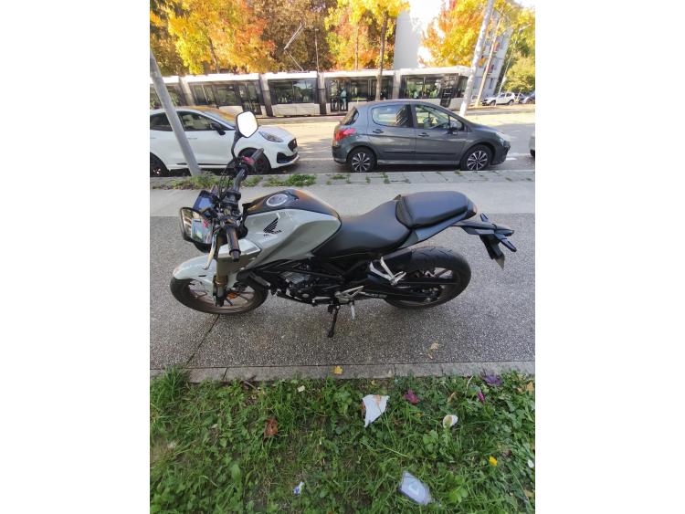 HONDA CBF 125 R