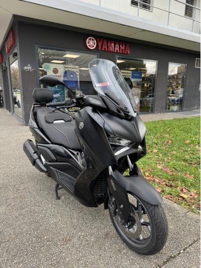 YAMAHA XMAX 300 Tech Max