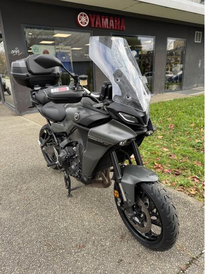 YAMAHA TRACER 9